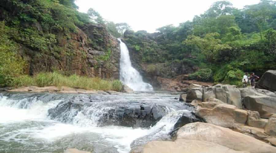 Ninai-Waterfalls-Bharuch