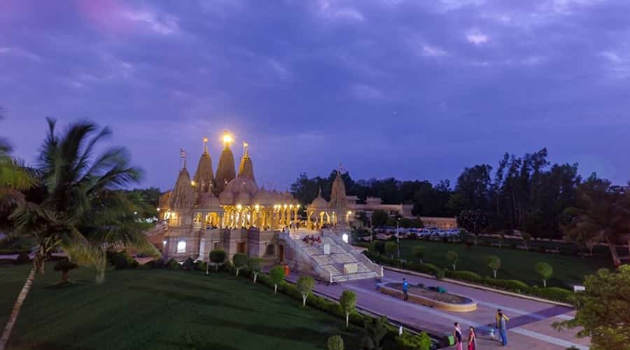 Shri-Swaminarayan-Mandir-Bharuch