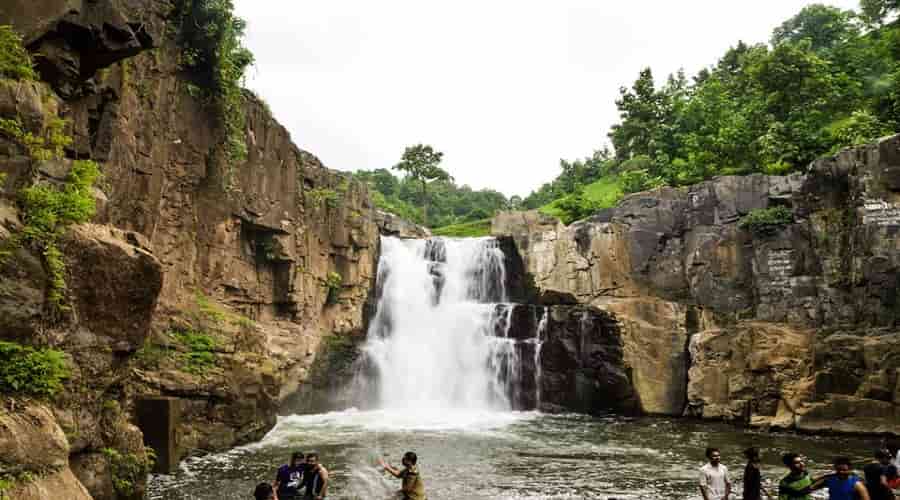 Zarwani-Waterfall-Bharuch